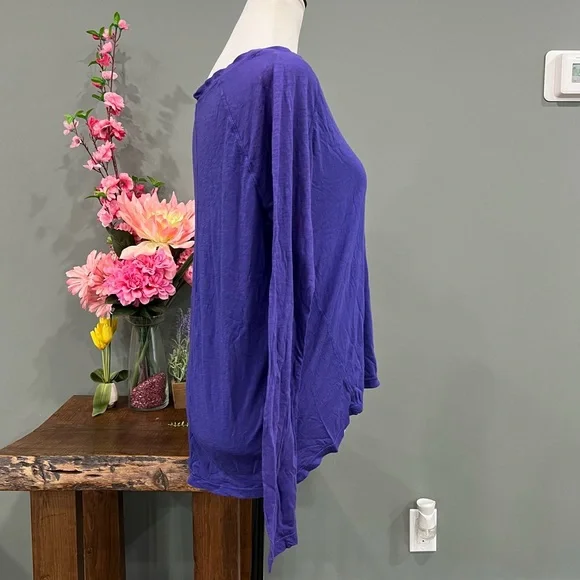 Splendid Long Sleeve - Picture 2 of 11